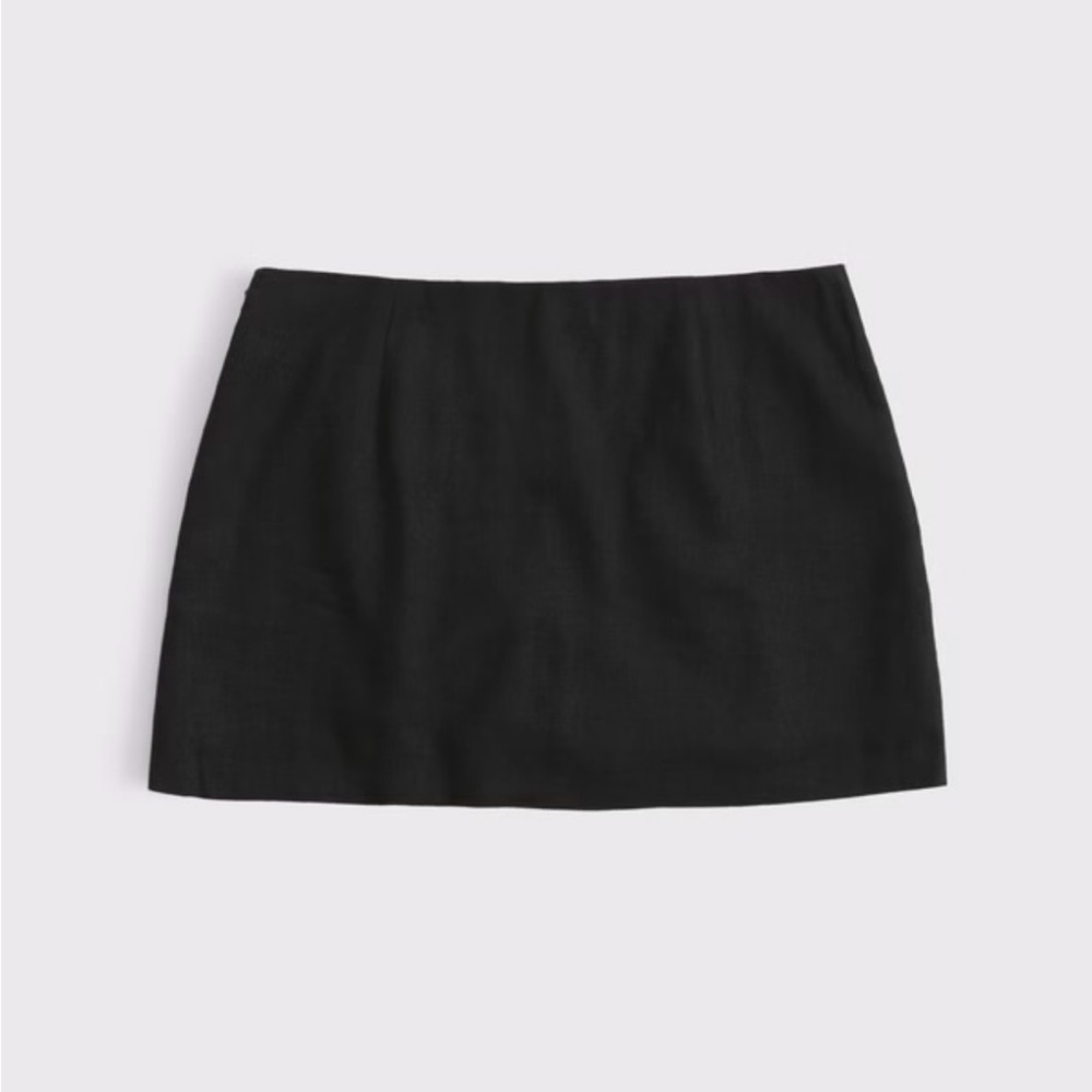 Abercrombie & Fitch Scarlett Mini Skort